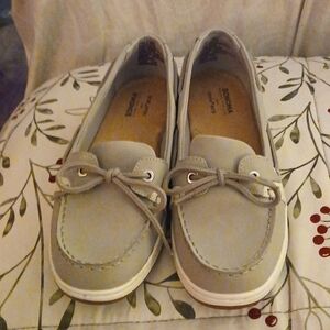 Sonoma deck shoes. Taupe